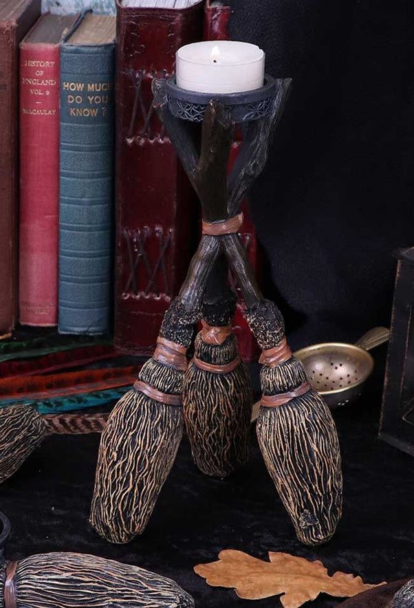 Broomstick Tea light holder 20.5cm